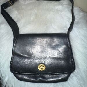 Coach vintage shoulder bag